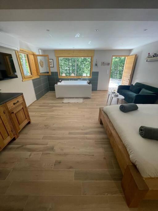Jacuzzi En Foret L'Esperou エクステリア 写真