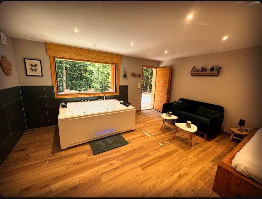 Jacuzzi En Foret L'Esperou エクステリア 写真